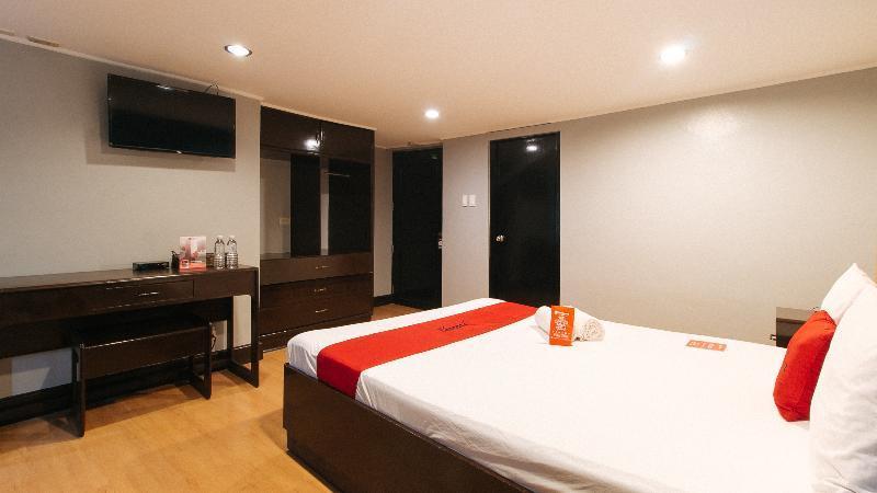 Arzo Hotel Manila Eksteriør bilde