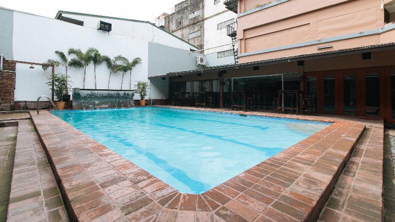 Arzo Hotel Manila Eksteriør bilde