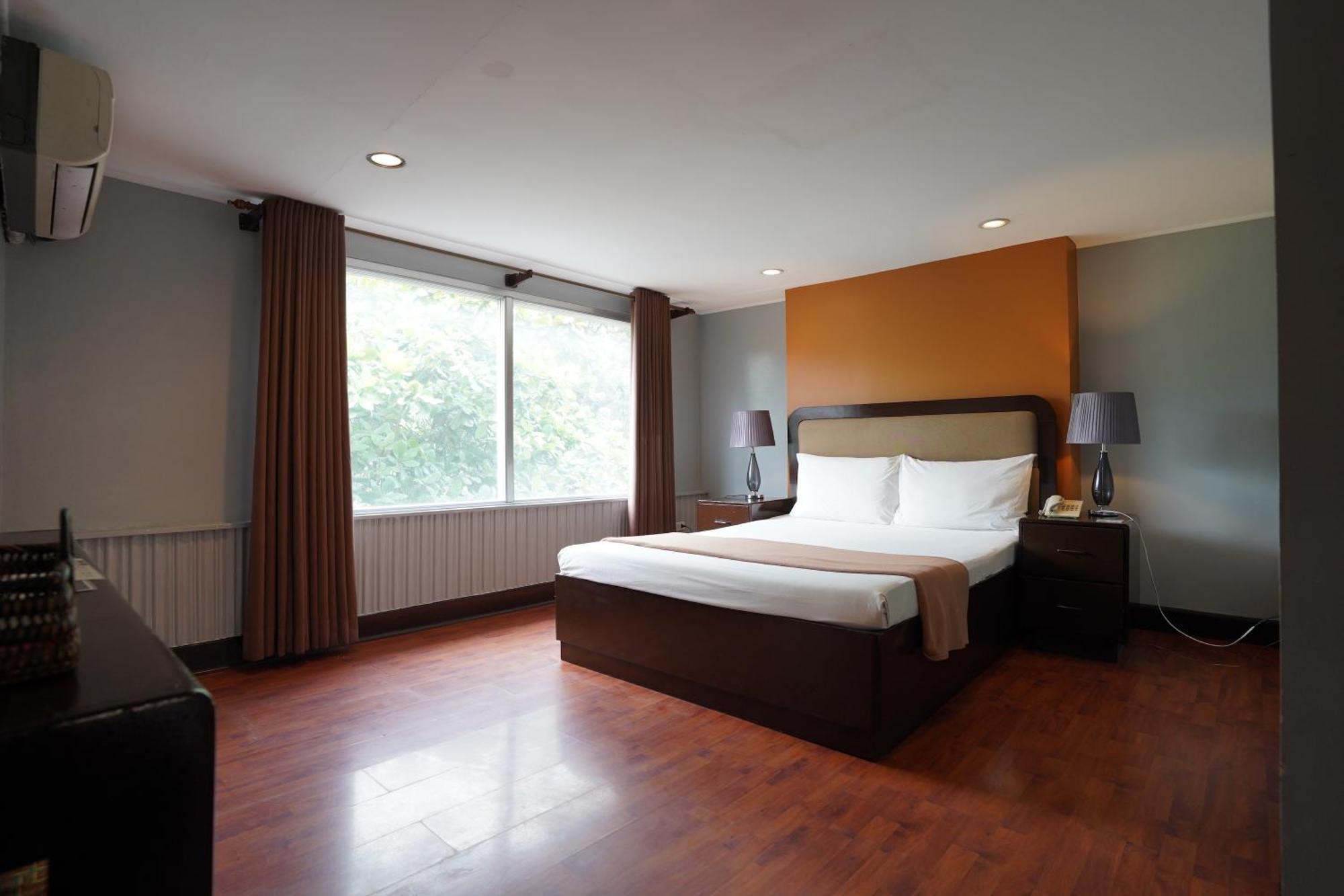 Arzo Hotel Manila Eksteriør bilde